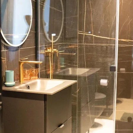 4 Star Rated From 1904 In Aix Les Bains * Aix-les-Bains